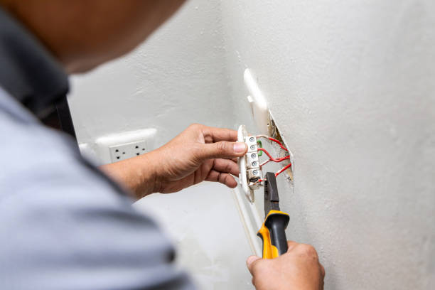 Best Electrical Contractors for Businesses  in Fresno, CA